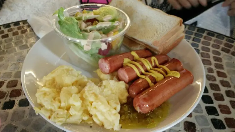 三芝淺水灣美食推薦~Sand Beach Coffee 海景早餐店