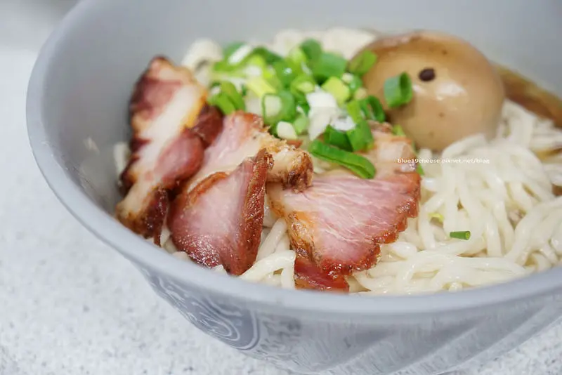 【台中北區】陸軍小館 - 眷村口味麵食.滷味小菜.乾拌麵.陸軍嗆鍋麵.湯餃水餃牛肉麵羊肉爐通通有.廣三Sogo.科博館旁