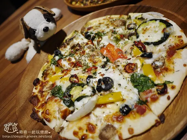 【台北內湖．文德站/港墘站】Journey Kaffe覺旅咖啡（陽光店）-親子DIY手做披薩