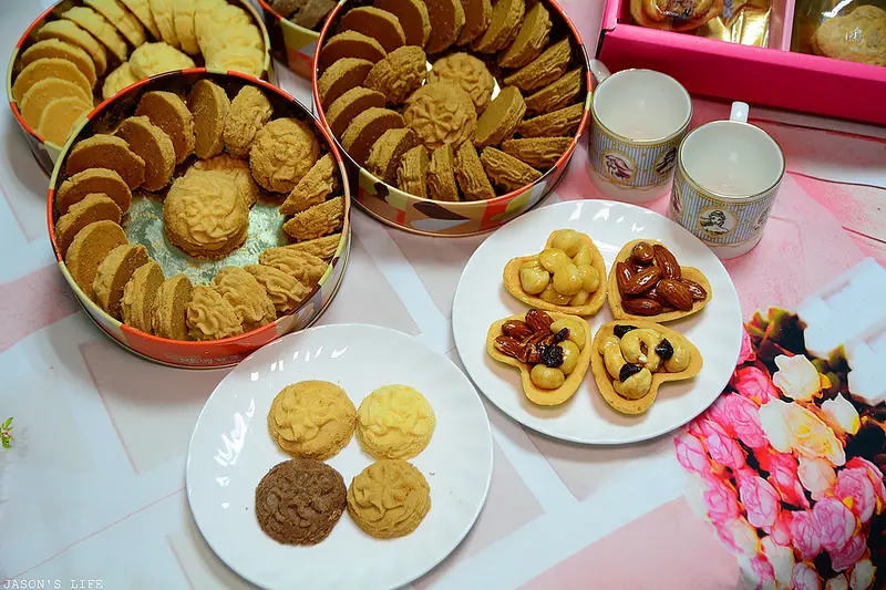 【台中│美食】年節伴手禮新選擇,台灣黑熊曲奇餅乾,外脆內酥,18層手工堅果塔,香酥不黏牙。鴻鼎菓子