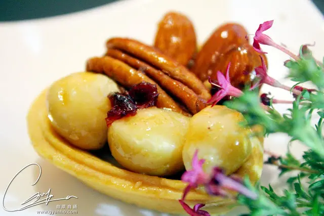 愛在舌尖蔓延:IDODO鴻鼎菓子『賞心悅情』中秋禮盒