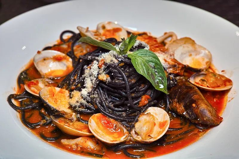 美食與音樂的雙重饗宴 荒漠甘泉音樂音響主題餐廳