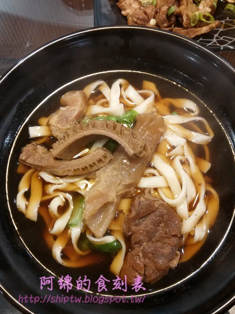 桃園市桃園區 [榮安牛肉麵] 50年川菜大廚煮的牛肉麵--已歇業