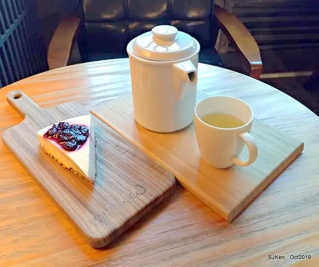 「松菸小賣所」輕食咖啡休憩區 --- 時光菸廠的一隅，享受愜意好味道!