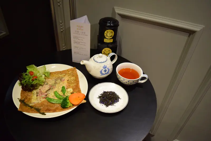 台北市信義區美食，法孚Cafe V誠品信義店B2 ，享受浪漫幸福甜點，讓幸福滋味永擁存在！