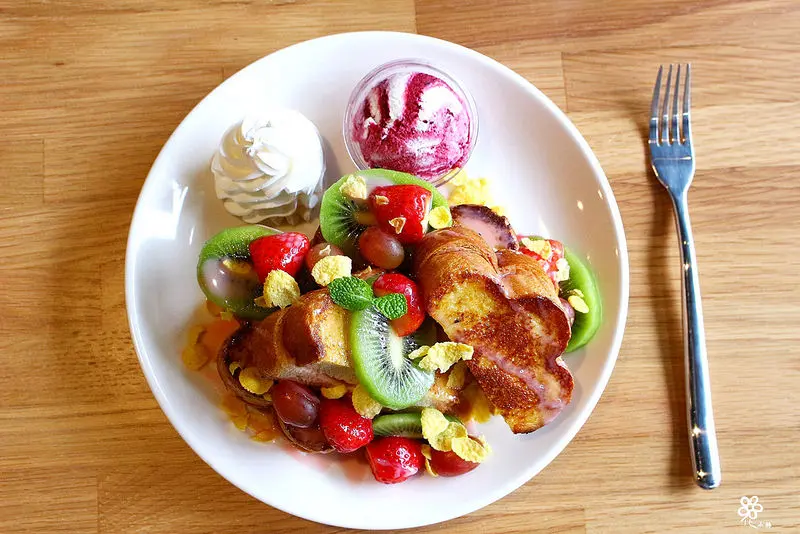 【板橋。豚】板橋早午餐新開店，The Toast Heaven花朵般的法式吐司，豐富且美麗（新埔捷運站）