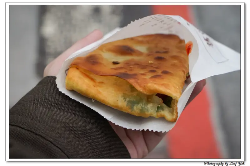 [台北]龍眼木窯烤蔥油餅、蘿蔔絲餅。舊漫窯烤蔥油餅 /公館