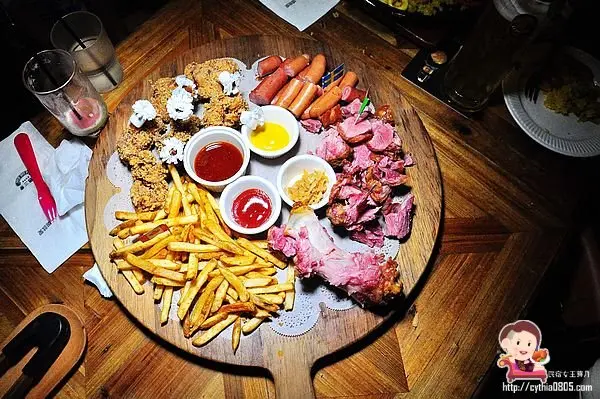 金色三麥(夢時代店)–家族聚餐又有新點，歡樂時光就在這裡