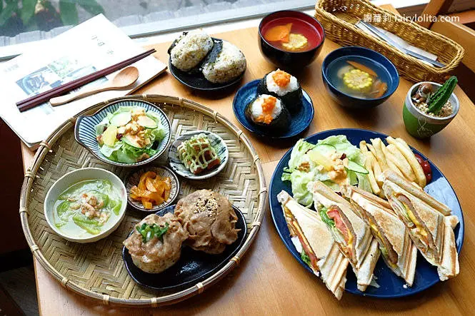 桃園早午餐 | 日和·まいにち。寵物友善 有溫度而幸福手作日式飯糰，隱身大樓民宅中的超級隱藏版！