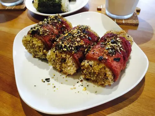 桃園✿まいにち。日和✿日式飯糰早午餐！可與暖食涼品同遊～吃完美味早午餐再來點剉冰