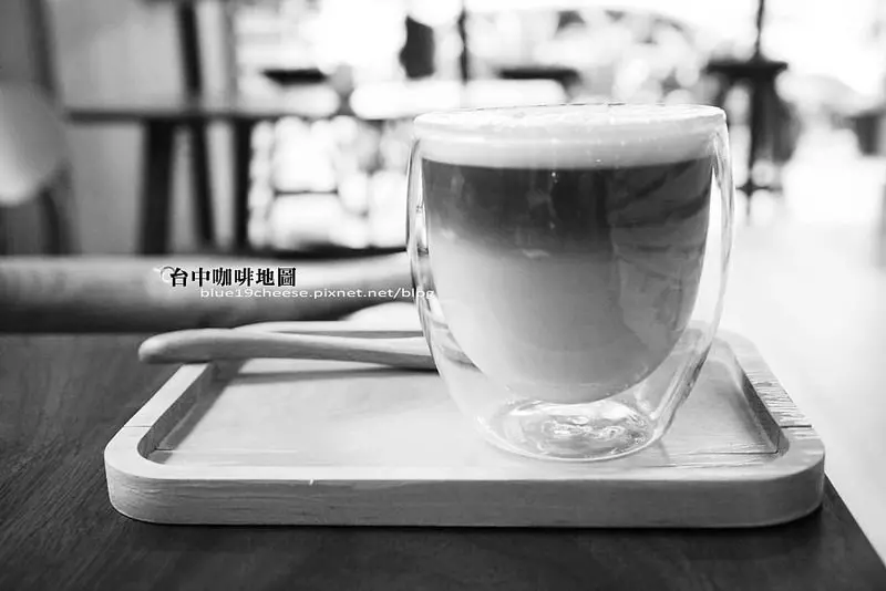 【台中咖啡地圖懶人包】咖啡.早午餐.下午茶.甜點.台中咖啡懶人包.文末附上藍色起士電子版咖啡地圖.歡迎下載到自己的Google地圖