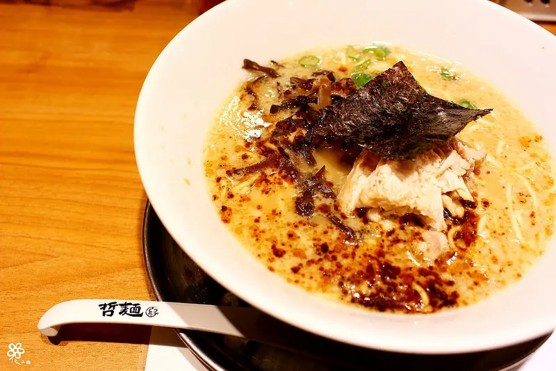 【台北。豚】哲麵，台灣第一家！來自日本東京的熱門豚骨拉麵。