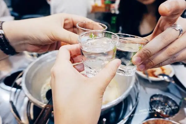 韓國必吃陳玉華一隻雞 ▍ 陳奶奶雞湯喝熱湯小酌