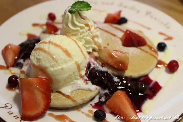 【台北松山】九州鬆餅－來自日本的鬆餅，鹹甜口味都有，南京三民下午茶鬆餅推薦