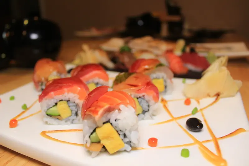 【台中美食】鮨匠手作壽司，夏日限定漁貨，激推炙燒壽司（大口滿足)／東光市場旁.台中聚餐