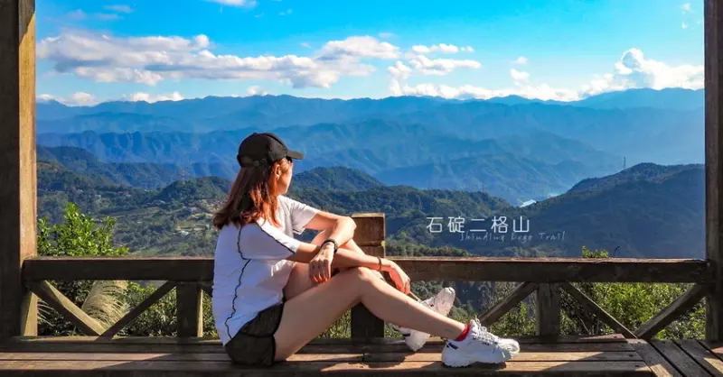 山巒疊翠的好風光，僅需240公尺即可抵達︱小百岳 石碇二格山