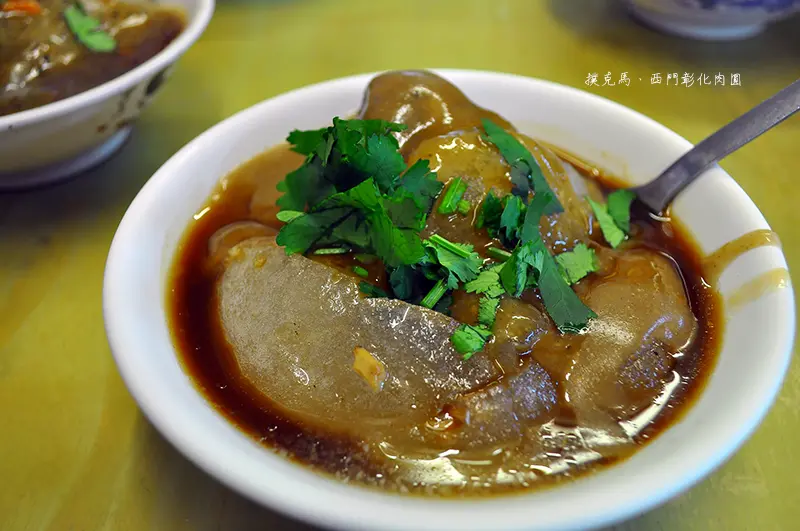 彰化唯一的黑胡椒牛排肉圓！？西門彰化肉圓