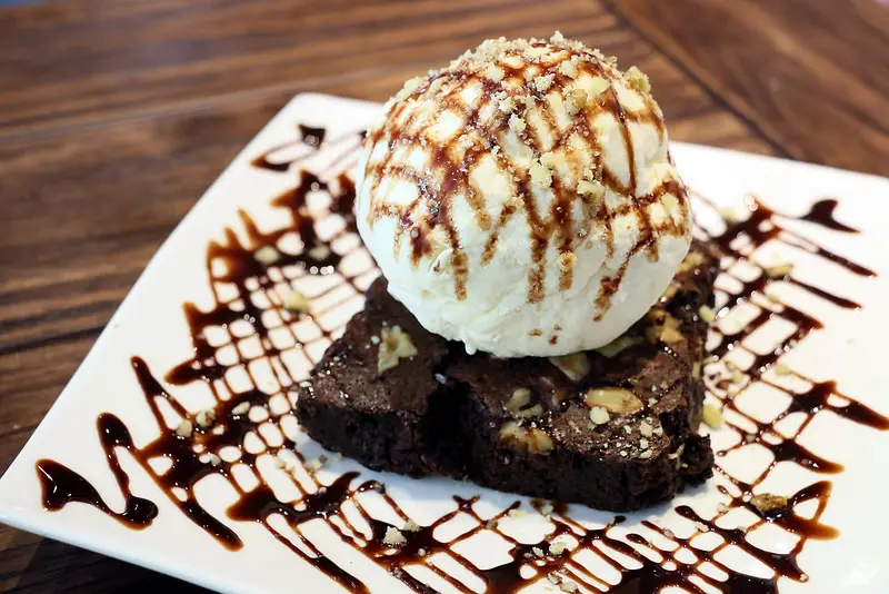 台北．信義～松菸美食．超邪惡大份量早午餐、義大利麵、花生薯條、甜點～鄰居家 NEXT DOOR(松菸店)（捷運市政府站）