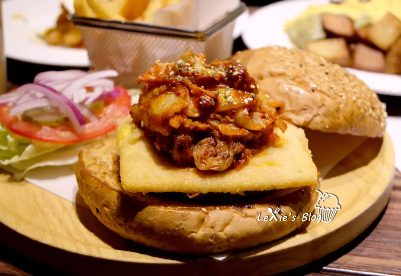 食記【台北】鄰居家 Next door松菸店二訪，漢堡好好吃早午餐推薦