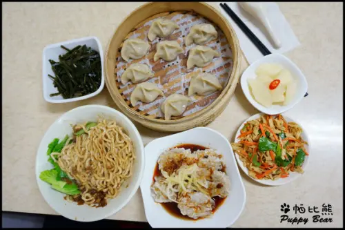 【食記】淡水平價飯店級美食 - 好滋味蒸餃麵館