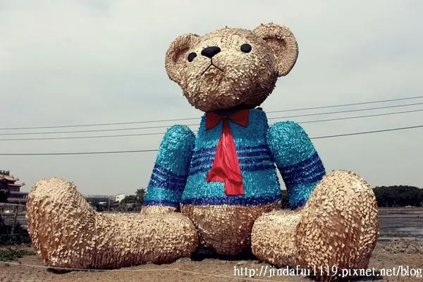 【台中】台中地景藝術節---迷失小熊