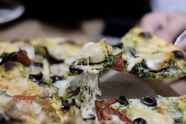 台北大安 pizzeria oggi 拿坡里協會認證 - 料多餅皮好吃的PIZZA，近信義安和站