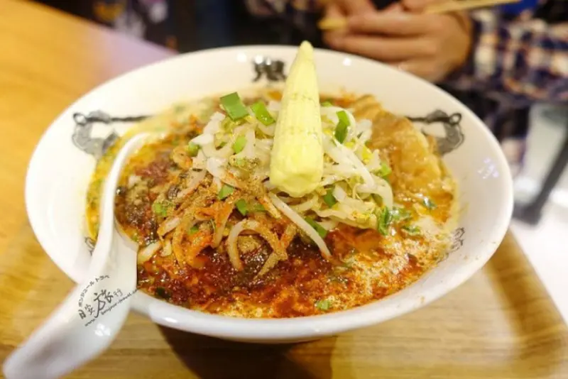 滿足吃辣和不吃辣的拉麵控味蕾～カラシ味噌ラーメン鬼金棒