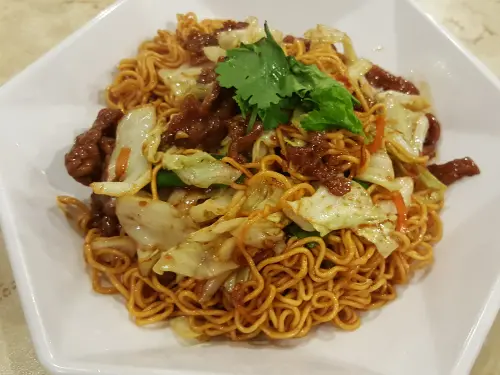 【食-新竹竹北】星上星港式飲茶★一猶未盡的牛肉公仔麵☆無低消不加收服務費