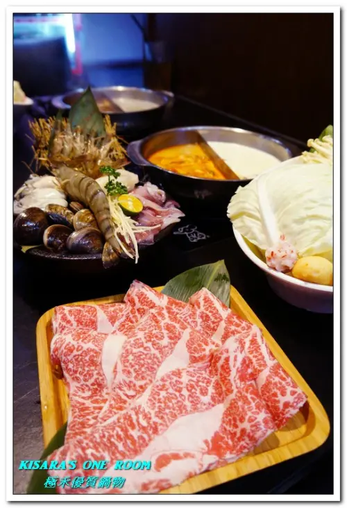 行天宮火鍋．麻辣加昆布鍋vs海鮮加牛奶鍋的究極選擇──極禾 優質鍋物        
      