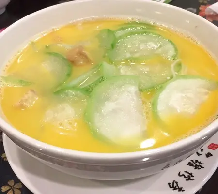 ｜台北｜→ 六堆伙房 客家菜 鹹蛋配絲瓜?