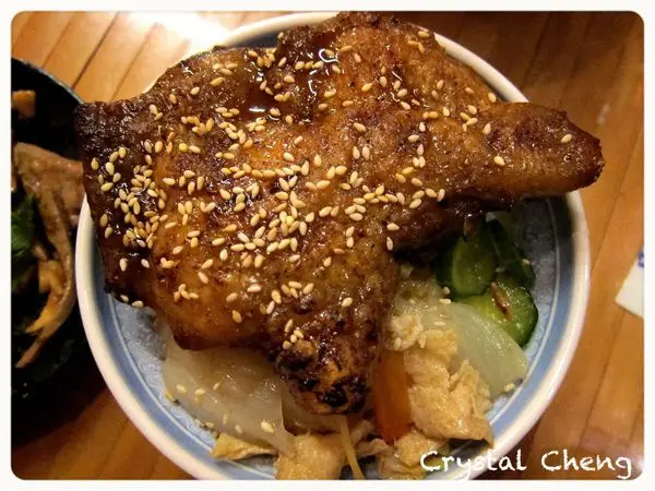 【台中好食推薦】大稻呈擔仔麵 路邊古早味小吃麵攤 雞腿排好吃推薦!! 