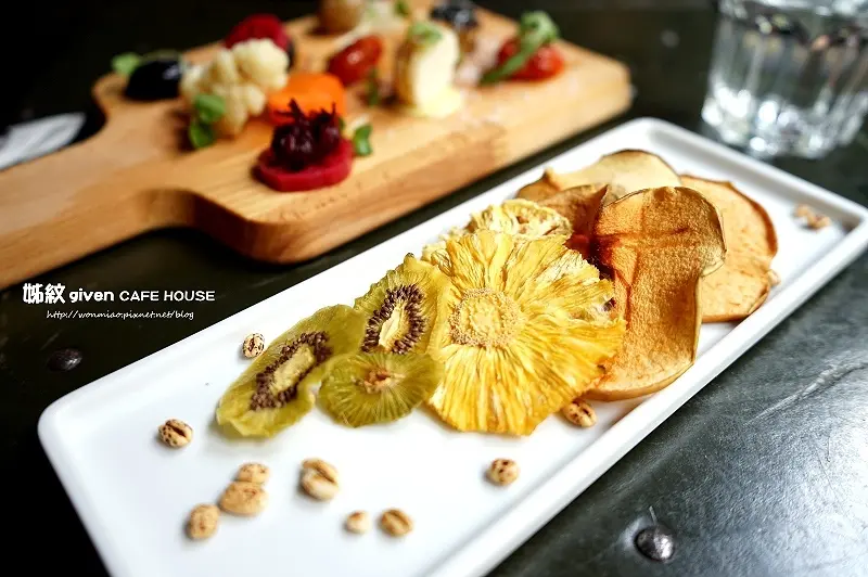 【信義區餐酒館 推薦】有美食有溫度的餐酒館 ✿✿ 姊紋given CAFE HOUSE ✿✿ (完整菜單)