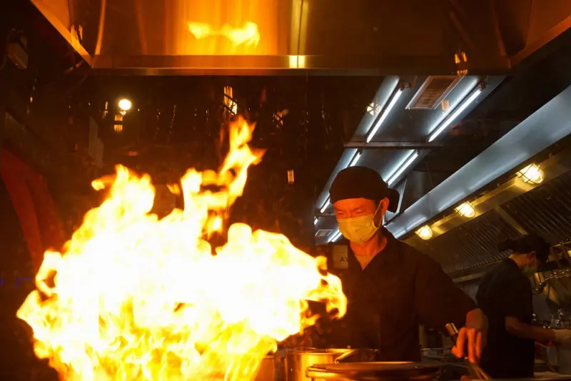 口碑券32【國父紀念館站】札幌炎神拉麵(台灣店)。來自北海道的W火焰拉麵