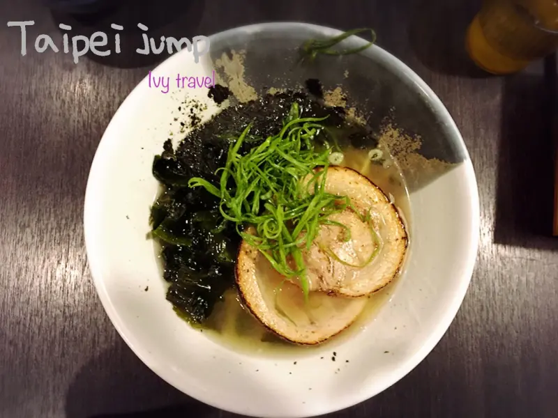 【國父紀念館站】台北北海道1300度高溫炙燒的札幌炎神拉麵