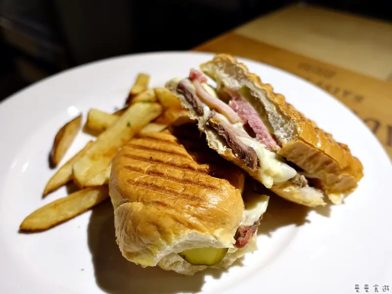 【台北松山】敝所 Bison Cafe