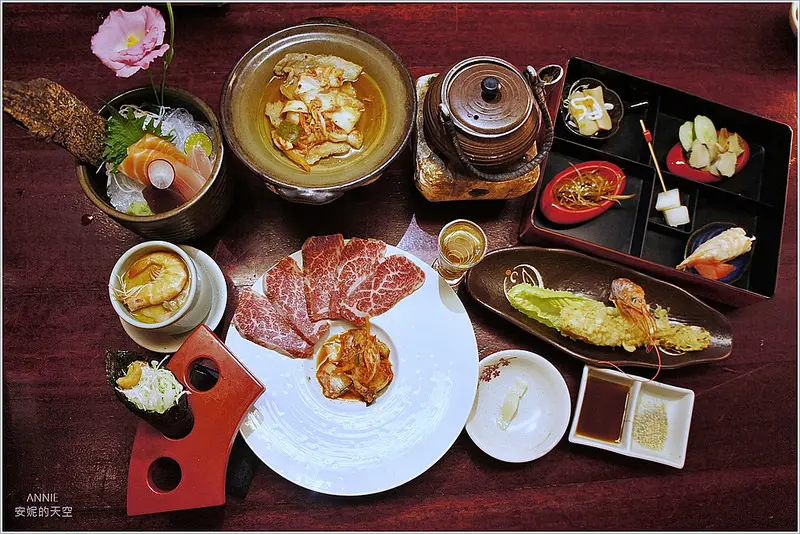 [西門町美食] 小林英夫 高CP值商業午餐 懷石料理超澎派 還有會唱歌的甜點讓人驚呼連連