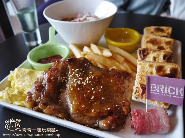 台南正興街 Brick 磚塊 老屋欣力 早午餐Brunch