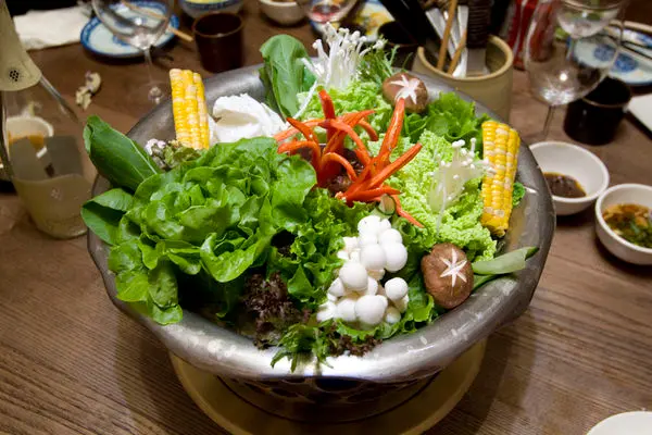 中看也中吃的新生代麻辣鍋：寬巷子新生店一、二訪(內附70張照片完整介紹)