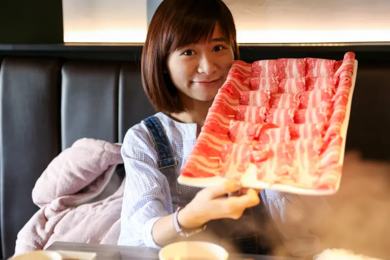 
【方圓涮涮屋】好食多第二？又見平價高級肉專賣店，內附菜單與比較表！
