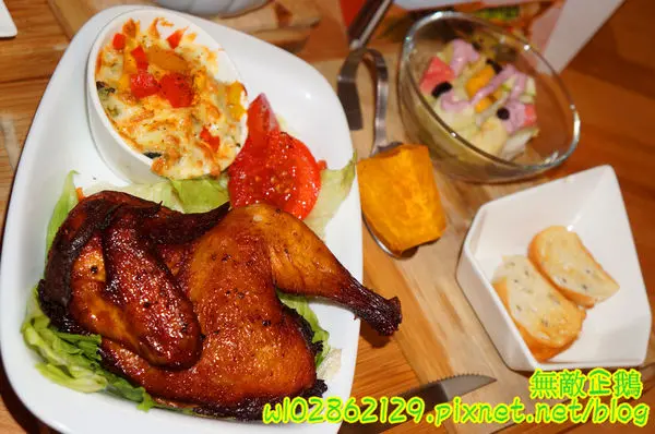 【台南-東區】可麗餅x披薩x春捲...創意新穎美味餐點~《Relax.brunch 輕鬆點早午餐》