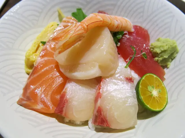 
中山站美食。于丼屋日本料理--高CP值、新鮮、好划算 (天空之橋隔壁)
