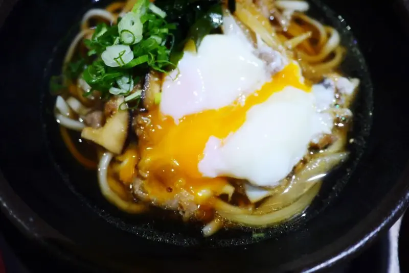 【台北】大安 NekoZamurai 貓侍江戶製麵所‧日本原汁原味Q彈烏龍麵‧平價丼飯(TV tokyo東京電視台採訪)♥