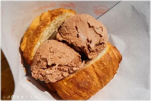 『台中。東區』冰與火的重疊滋味與古早風味の米麩思沐昔。後火車站美食-愛之初