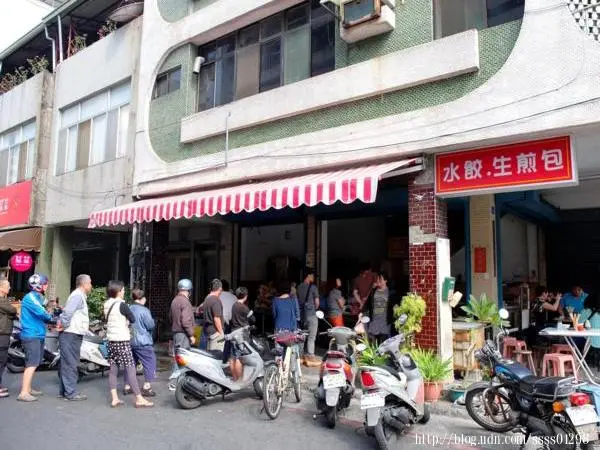 食旅生活隨筆。屏東市美食。豐滿早餐店        
      