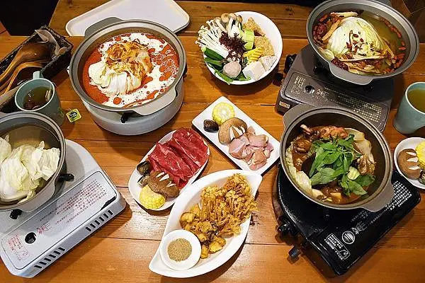 不用問！青菜通通讓你吃到飽！平日還不限時！吃光吃飽還有小禮物～大社最優雅的餐廳【貓廚】※眾人推薦的好料理！跟著「今天吃什麼」餐飲國家隊來找好用心的店家