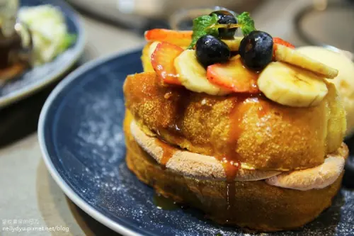 吃-鹽埕。駁二美食 NOW & THEN by nybc，早午餐、下午茶美食（大義倉庫）