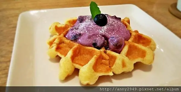 [新竹東區]井井咖啡Wells Cafe。新源街悠哉所在。列日鬆餅與咖啡的邂逅(已遷址)