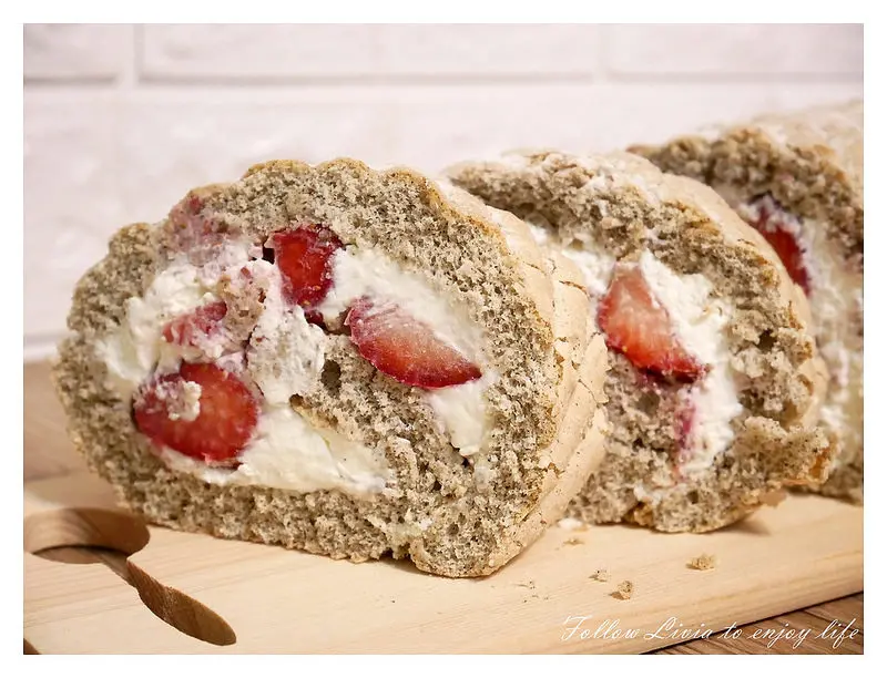 甜點║台北中山區 捷運中山站 果昂甜品illuminé 紅茶草莓蛋糕捲/草莓藍莓水果塔 夭壽好吃真心不騙 中山甜點/中山下午茶 ❤跟著Livia享受人生❤