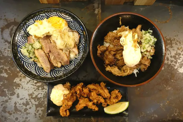 燒肉丼販‧用販賣機點餐的平價丼飯，飲料、味噌湯喝到飽~(文末附優惠訊息)