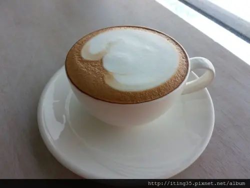 【公館】台大校園新月台的祕密空間~找到咖啡